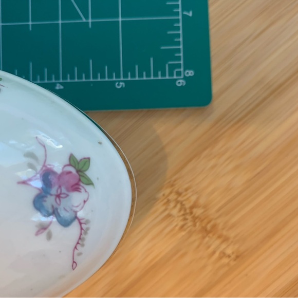 Porcelain Egg trinket box - Picture 8 of 10